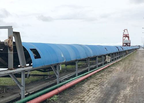 Капак на капака за лентов транспортьор